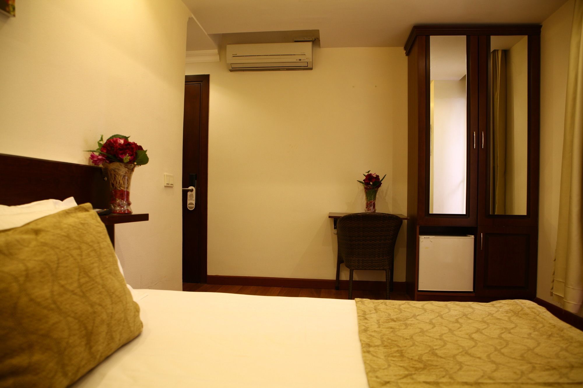 Buyukada Comfort Otel Adalar Extérieur photo